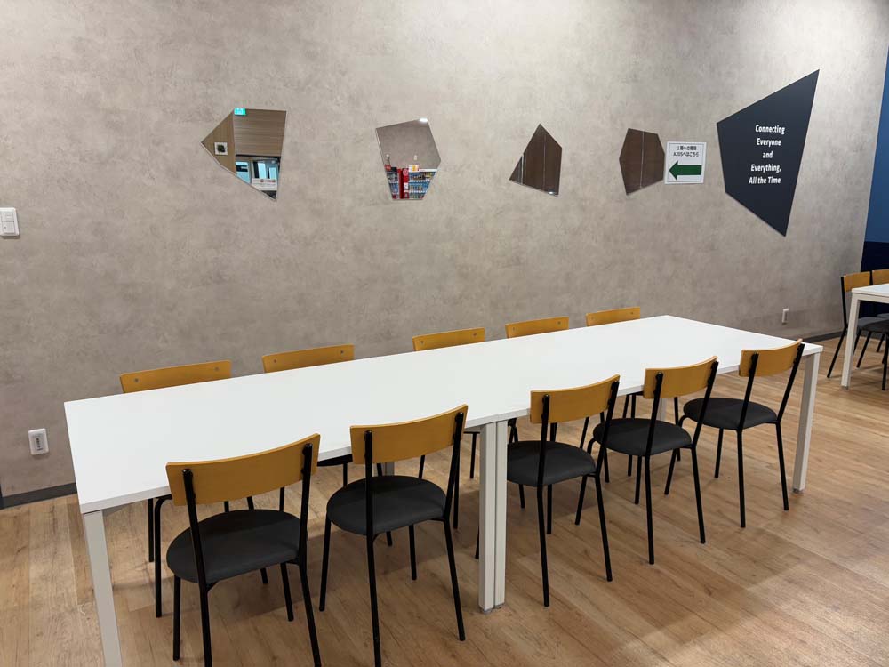 休憩室(工場棟喫食スペース)